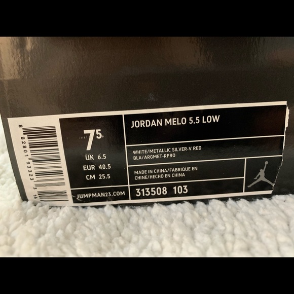 Jordan Sneakers - Picture 3 of 4